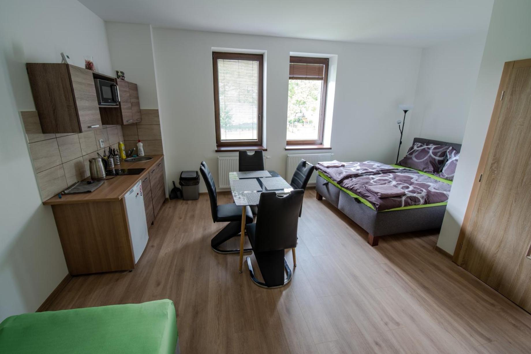 Apartmany U Prochazku Horovicky Bagian luar foto